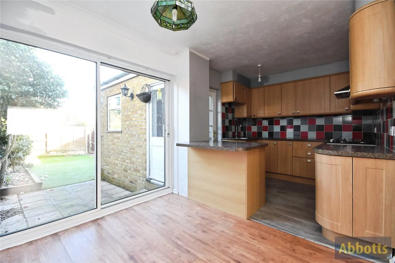 Bramble Road, Leigh-on-Sea, Essex, SS9, photo 7