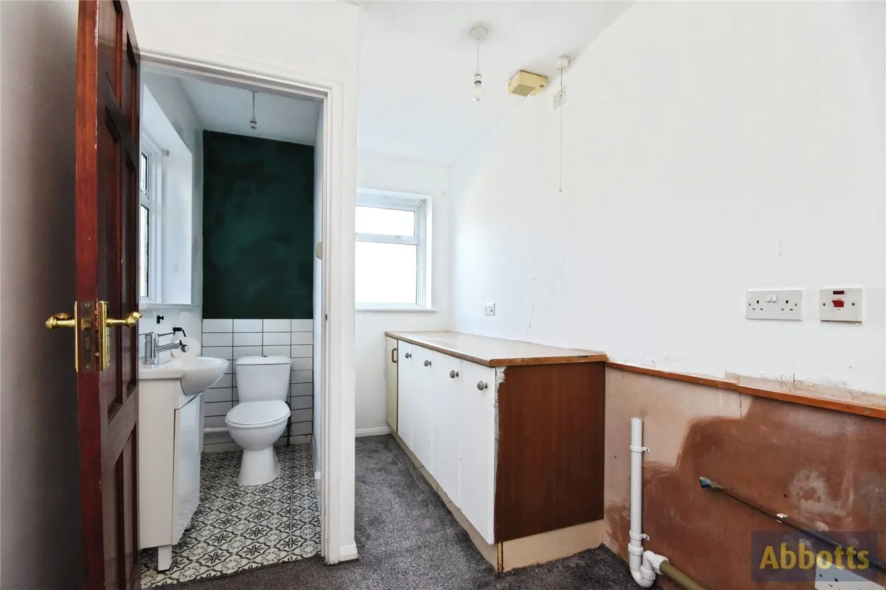 Bramble Road, Leigh-on-Sea, Essex, SS9, photo 13