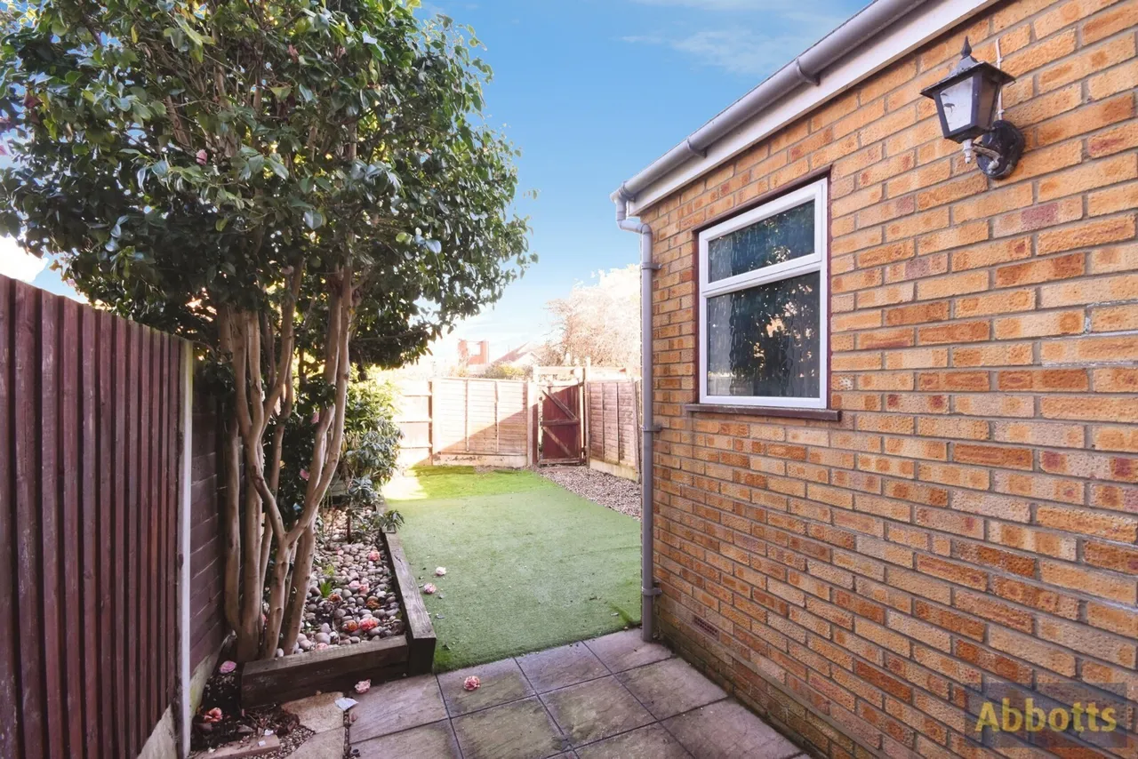 Bramble Road, Leigh-on-Sea, Essex, SS9, photo 33