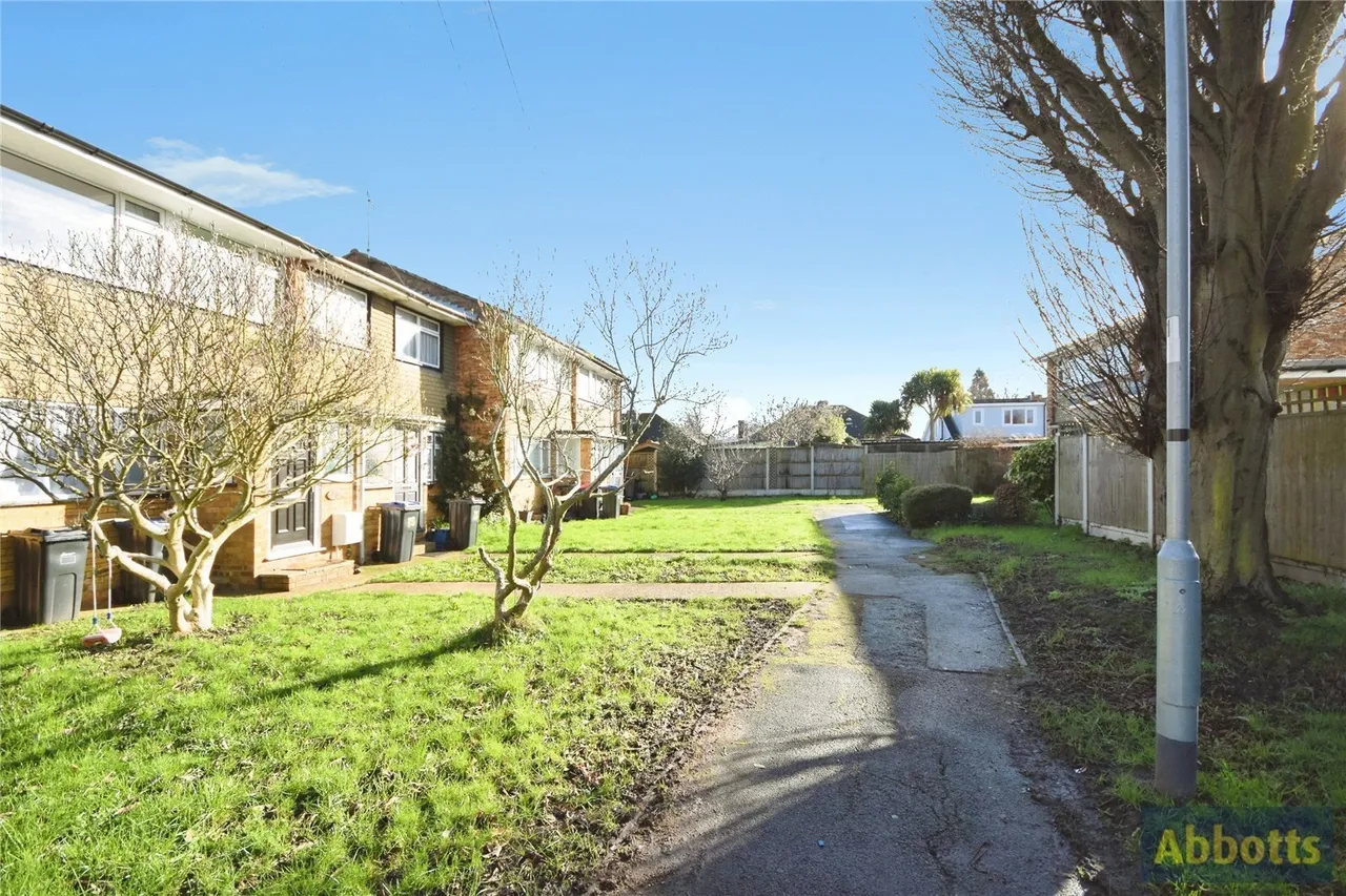 Bramble Road, Leigh-on-Sea, Essex, SS9, photo 23