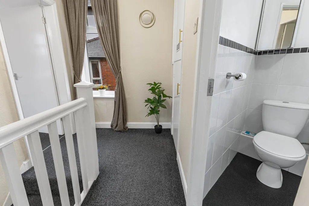 Newark Road, Rochdale, OL12, photo 10