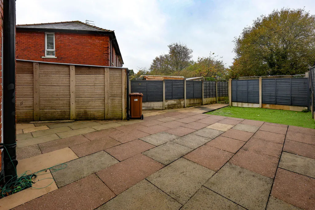 Newark Road, Rochdale, OL12, photo 18