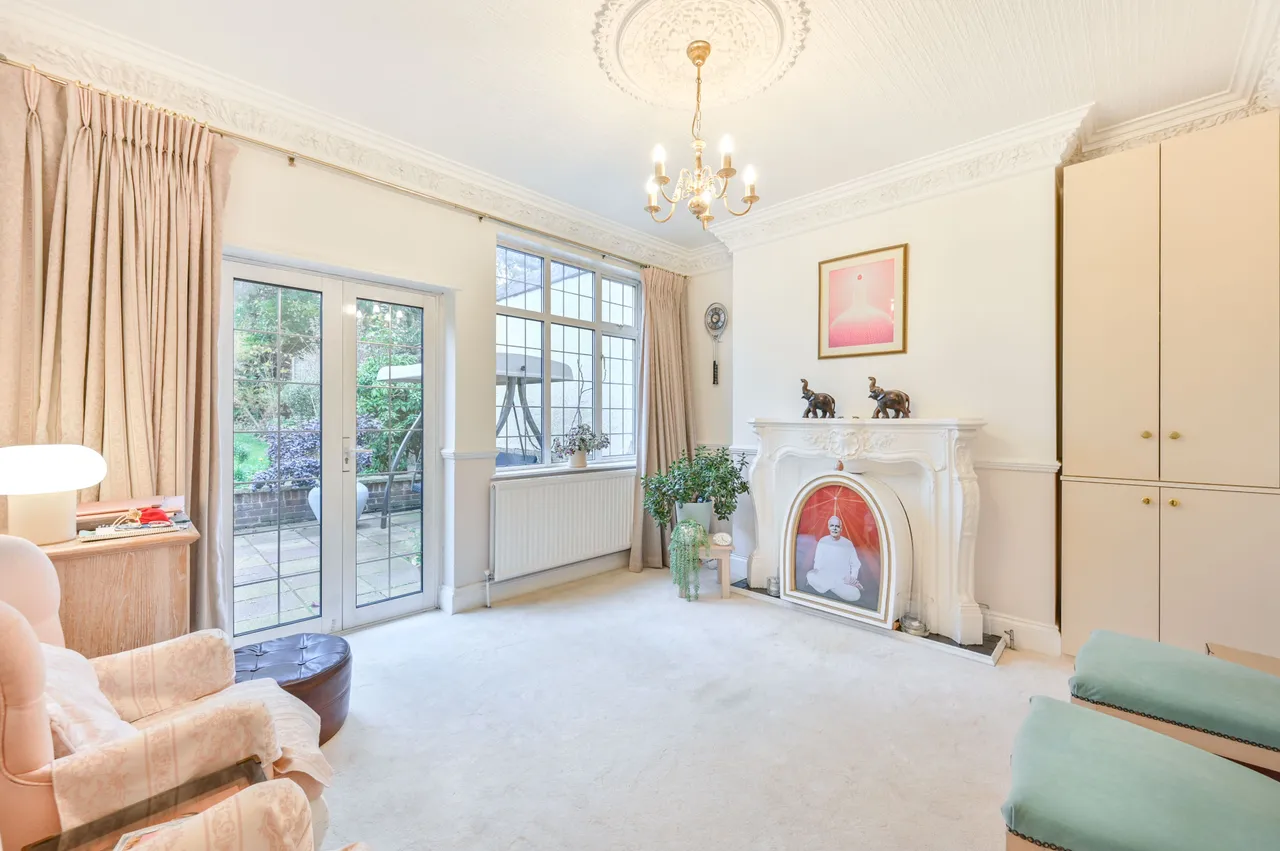 9 Birchen Grove, London, photo 5