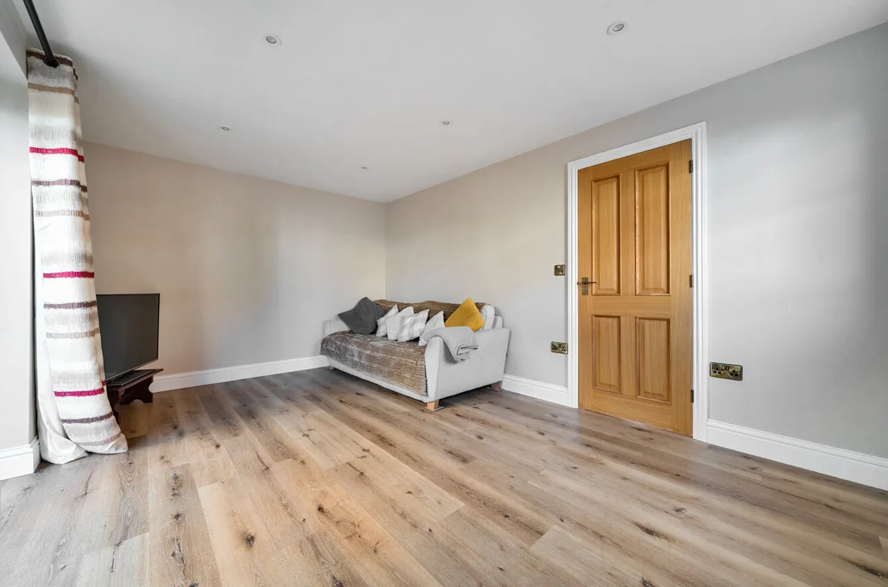 Eriswell Road, Worthing, BN11, photo 4