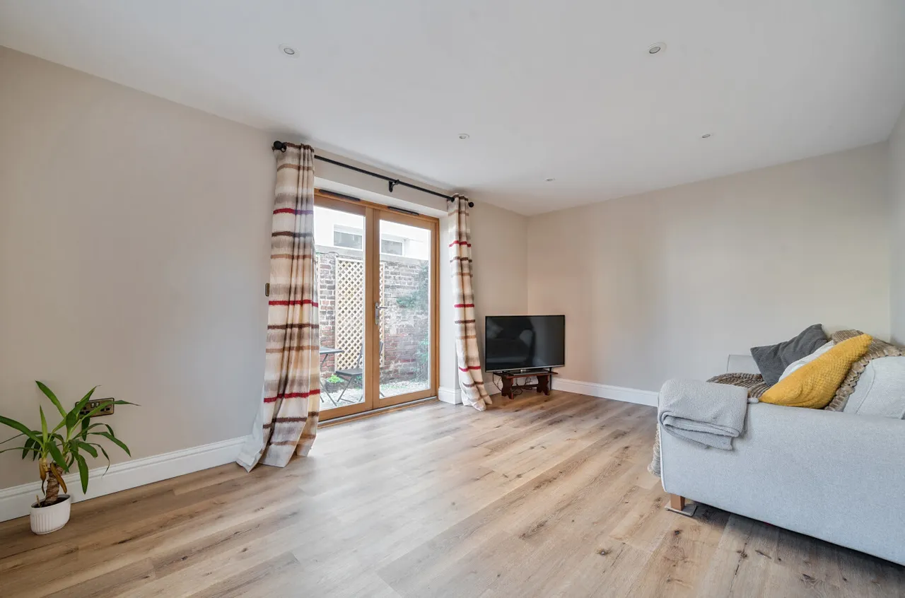 Eriswell Road, Worthing, BN11, photo 3