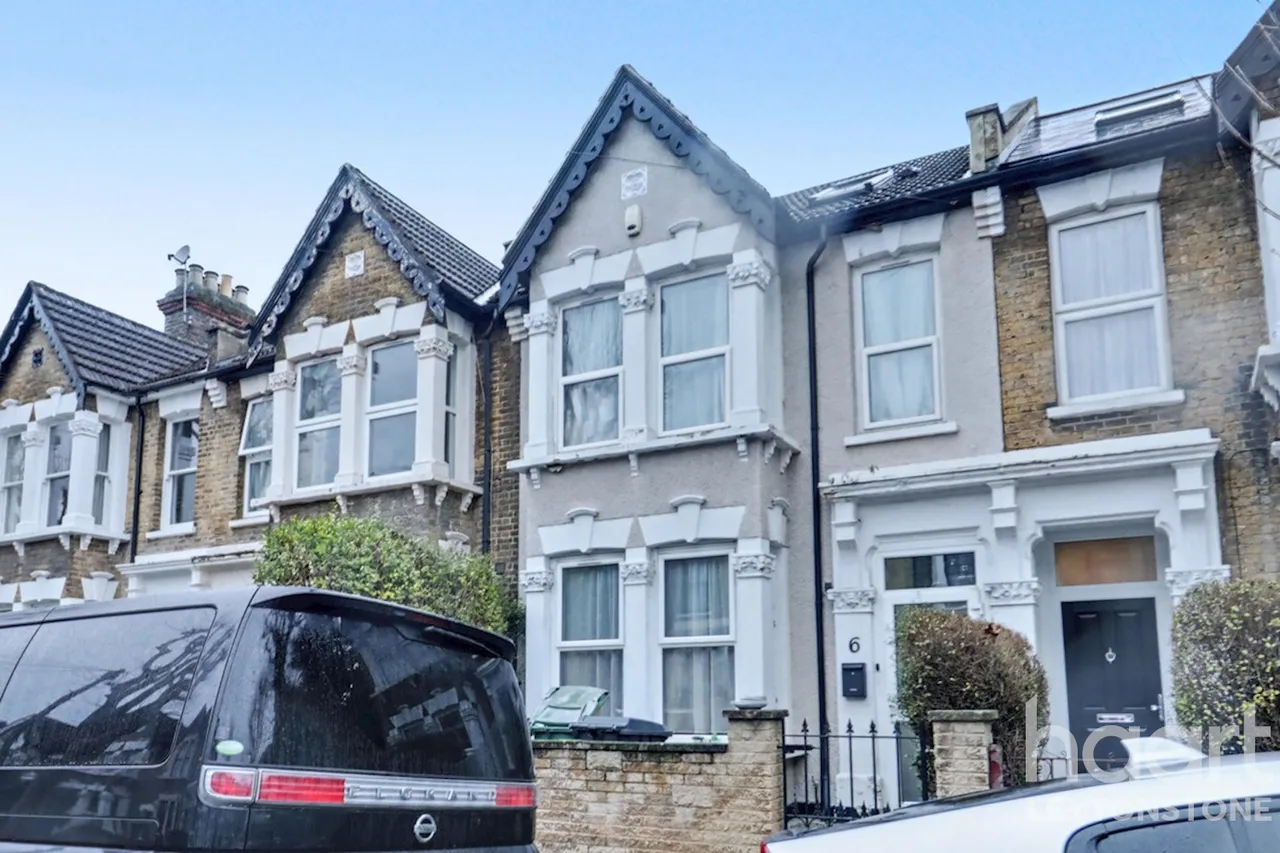 4 bed house for sale, Harold Road, London, E11