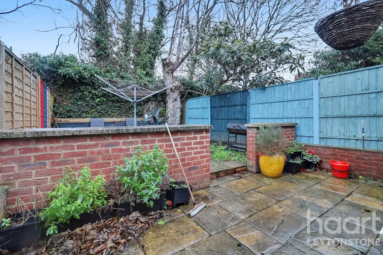 Harold Road, London, E11, photo 16