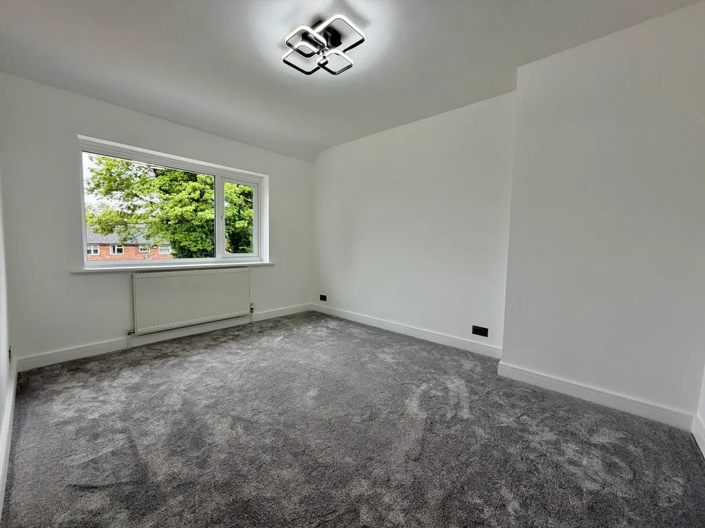 Kings Road, Kingstanding, B44, photo 12