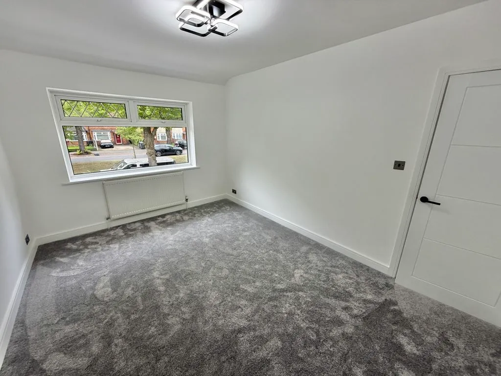 Kings Road, Kingstanding, B44, photo 15