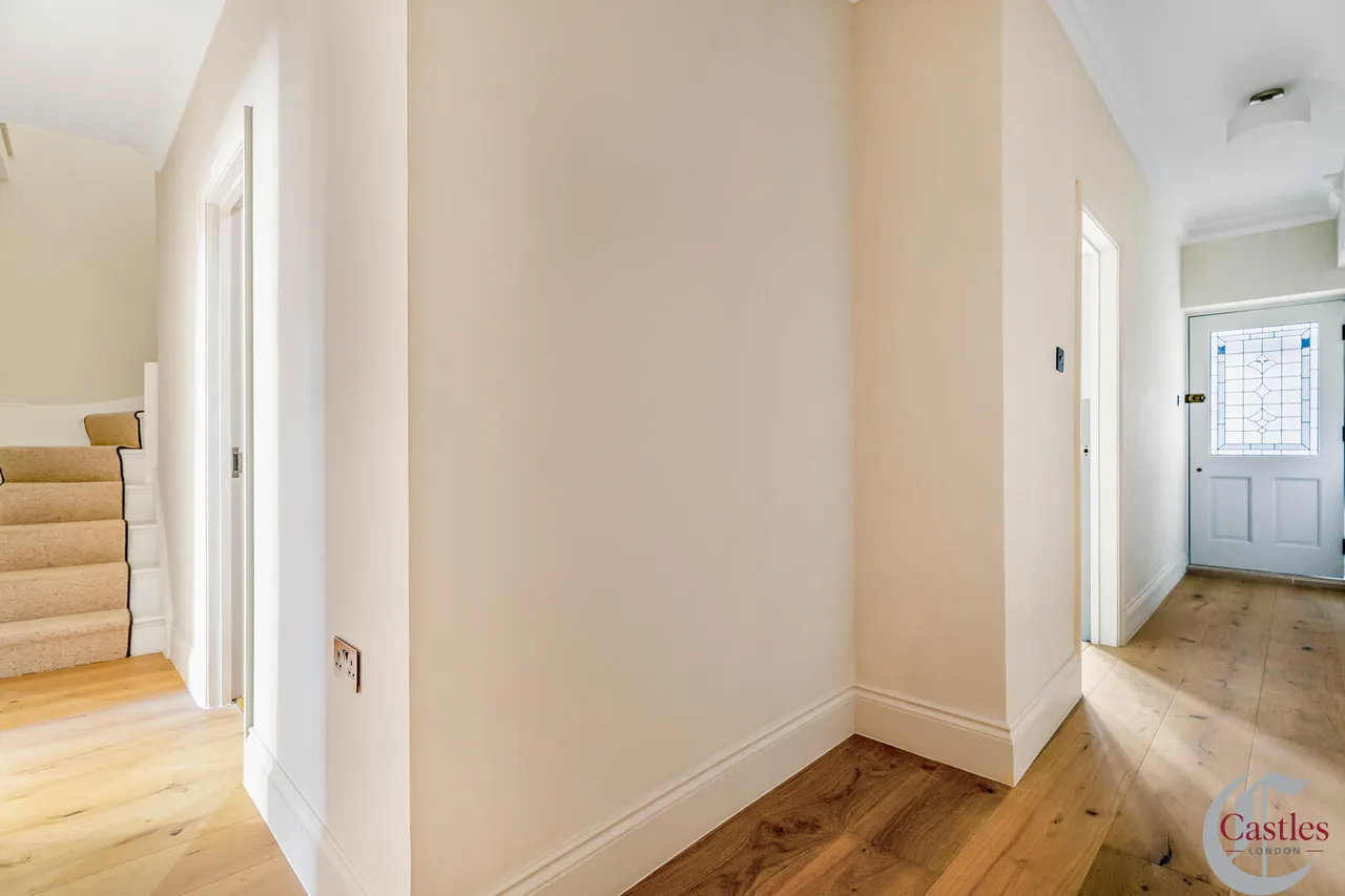 Hazellville Road, N19, photo 20