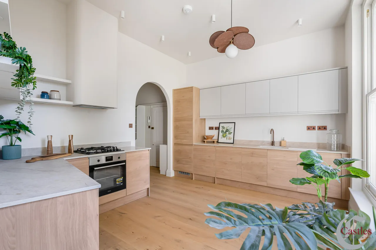 3 bed flat for sale, Hazellville Road, N19