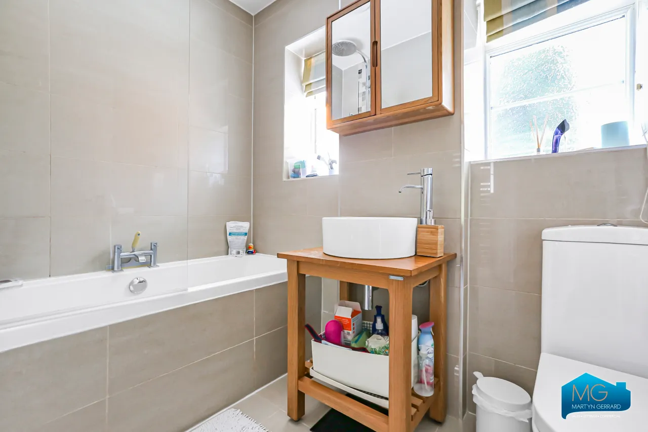 Lyttelton Road, London, N2, photo 5