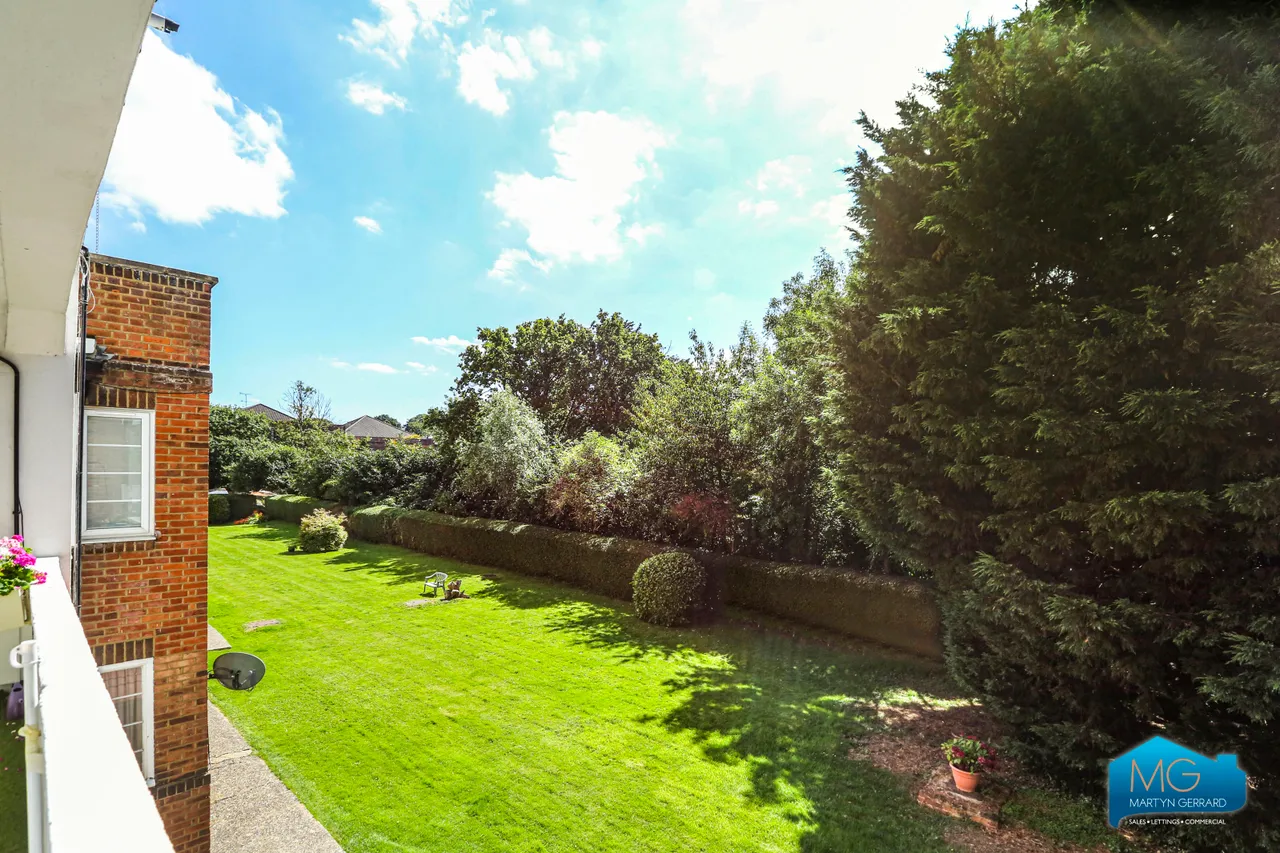 Lyttelton Road, London, N2, photo 14
