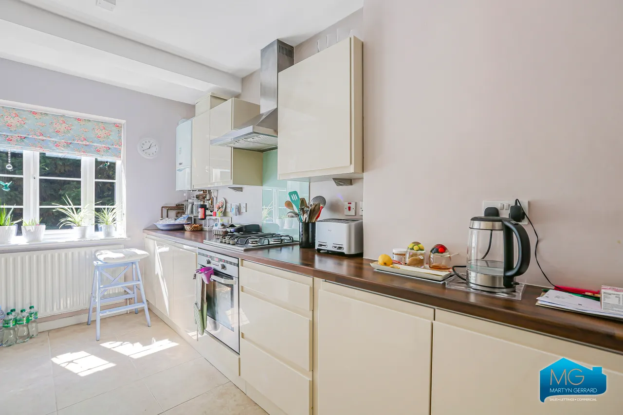Lyttelton Road, London, N2, photo 6