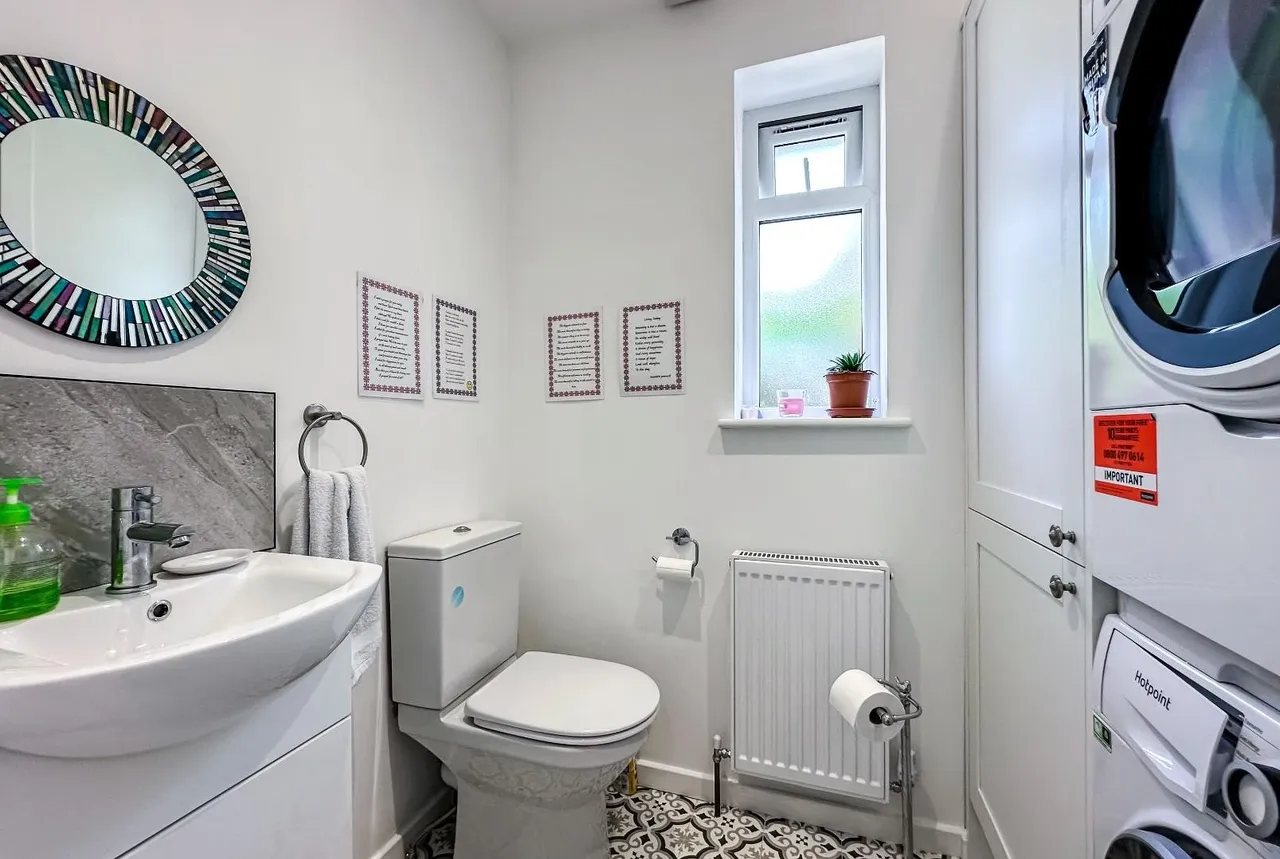 Shaftesbury Avenue, Timperley WA15 7NP, photo 8