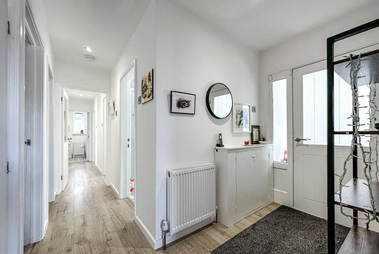 Shaftesbury Avenue, Timperley WA15 7NP, photo 5