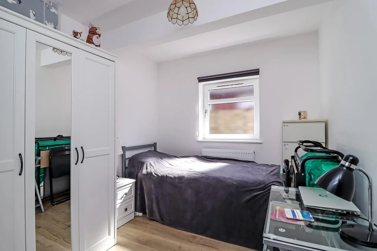 Shaftesbury Avenue, Timperley WA15 7NP, photo 9