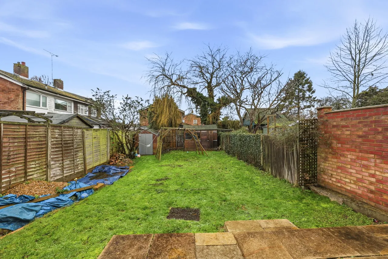 Lakefield Avenue, Toddington, photo 5