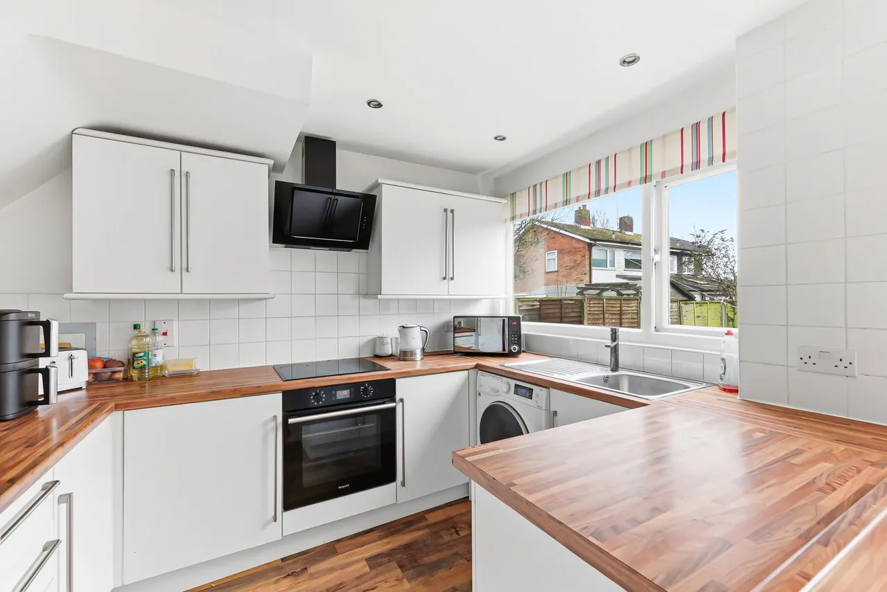 Lakefield Avenue, Toddington, photo 15