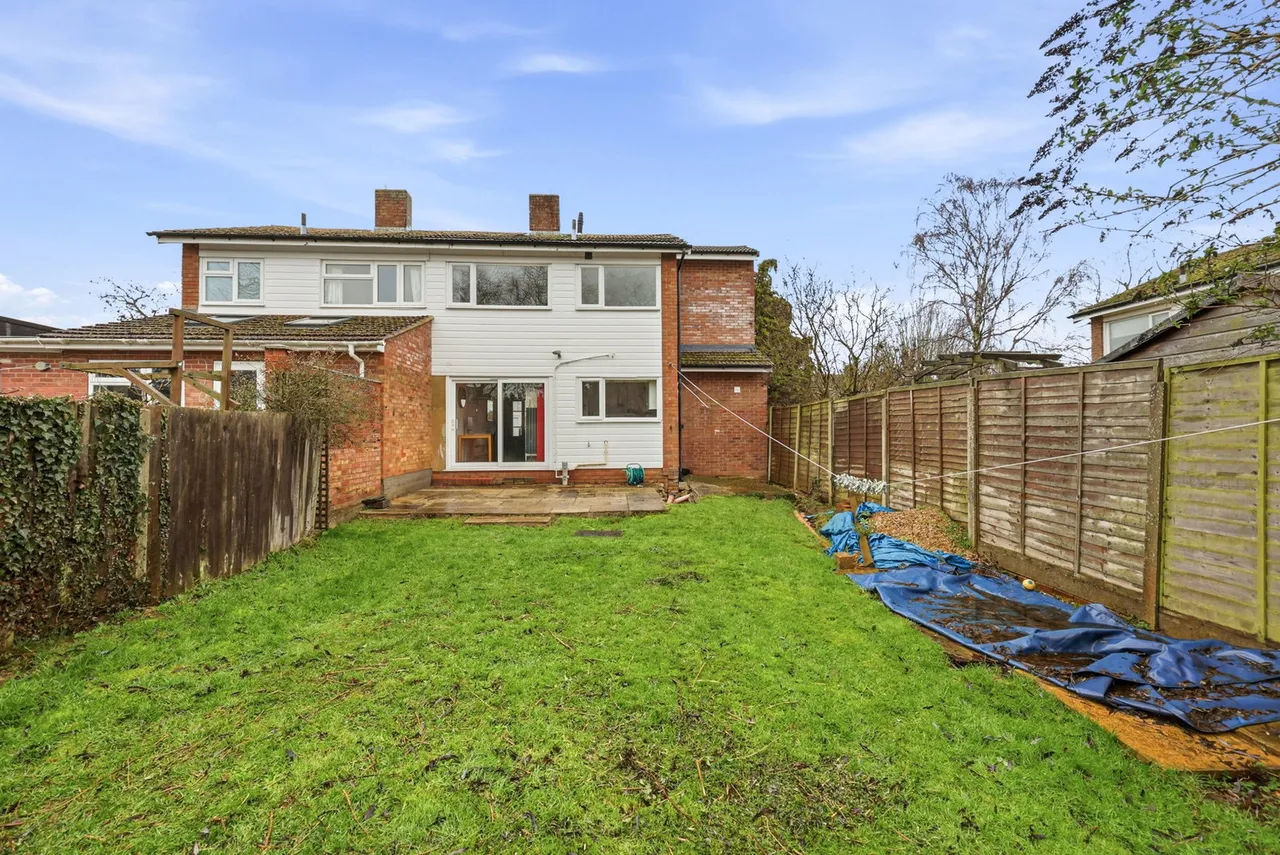 Lakefield Avenue, Toddington, photo 21