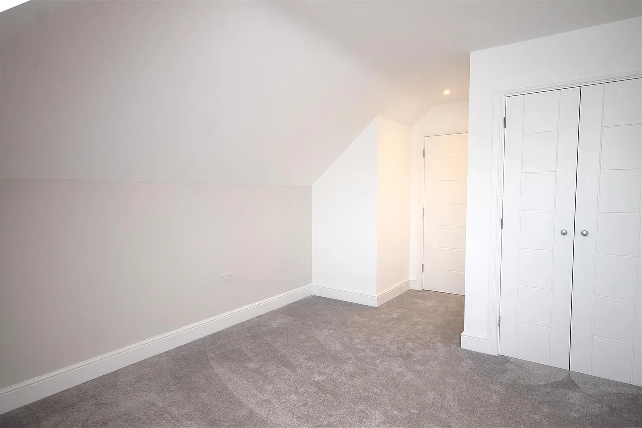 Andrews Close, Epsom, KT17, photo 4