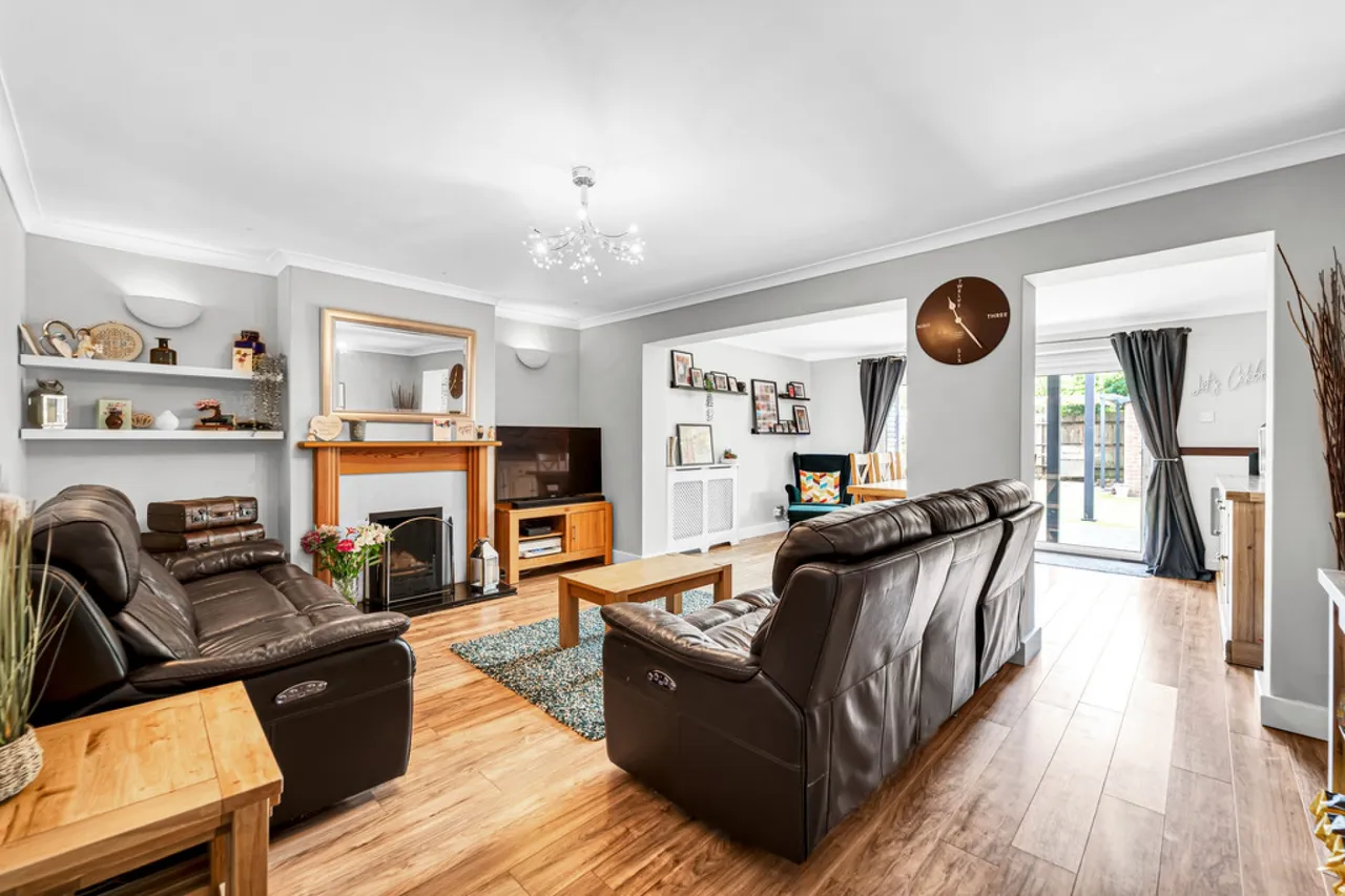 Dudley Road, Ashford, TW15, photo 4