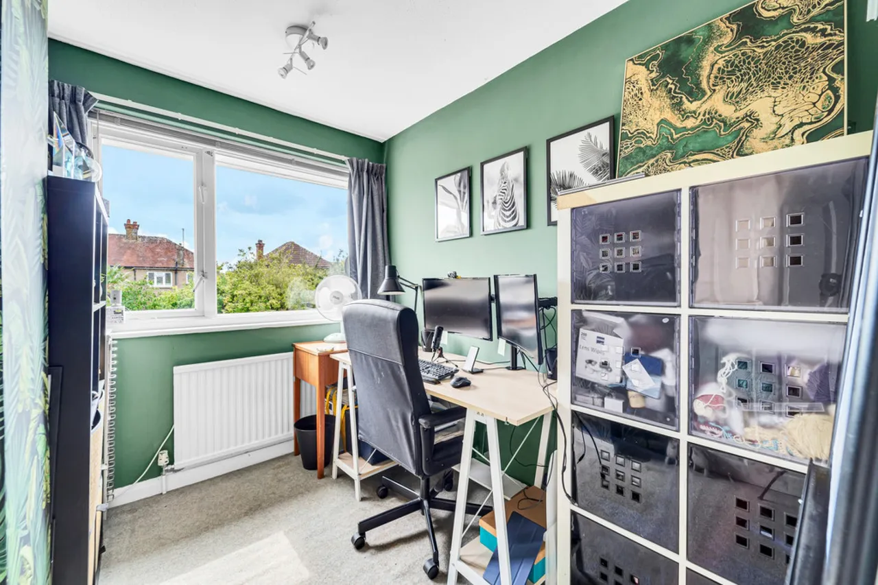 Dudley Road, Ashford, TW15, photo 9