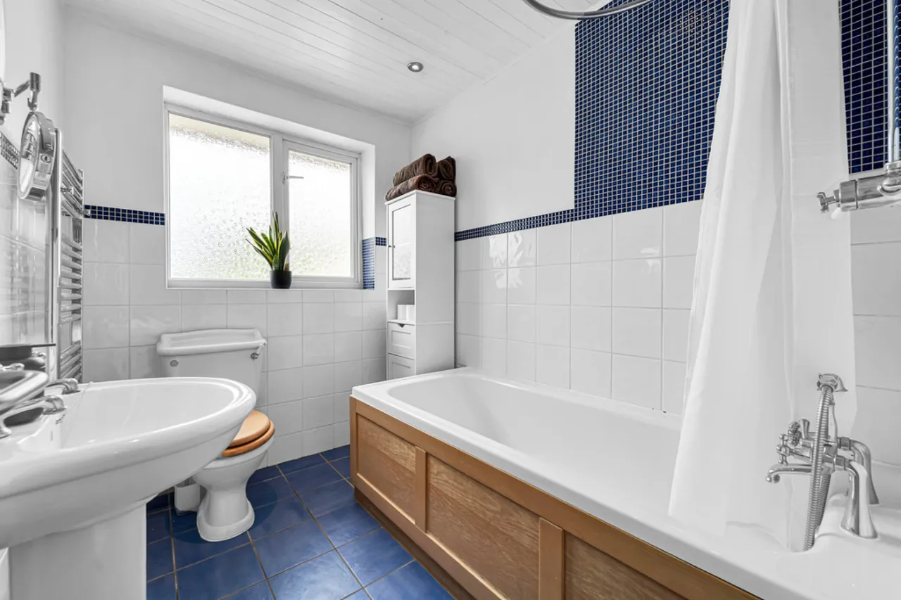 Dudley Road, Ashford, TW15, photo 10