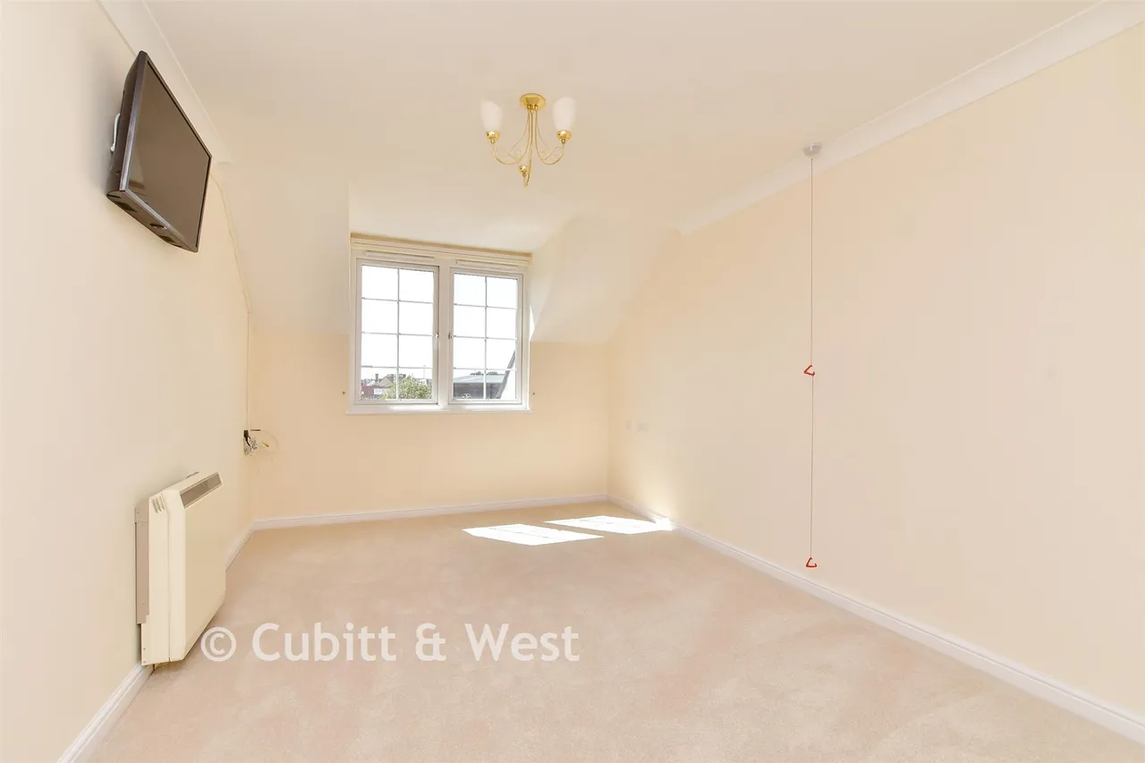 Penfold Road, Worthing, BN14, photo 9