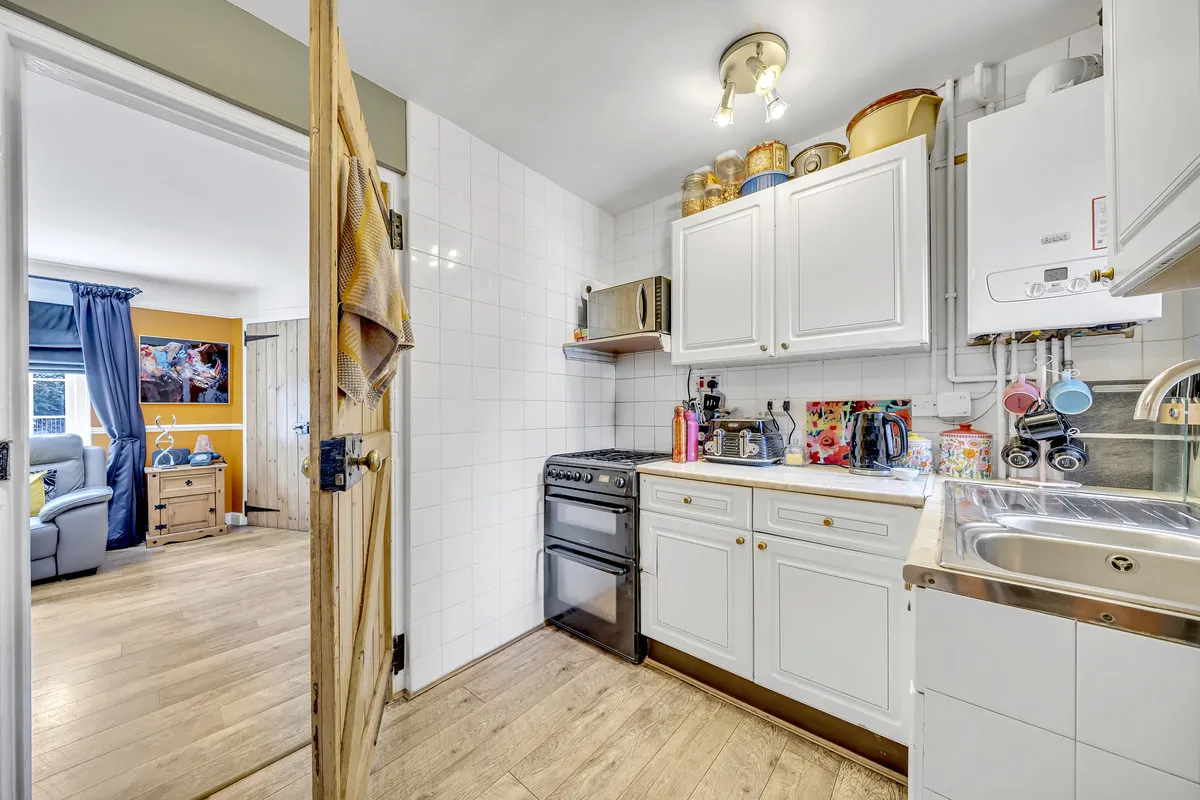 London Road, Romford, RM7, photo 11