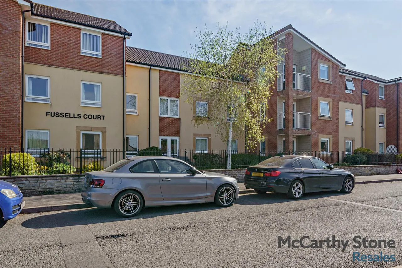Station Road, Worle, BS22, photo 14