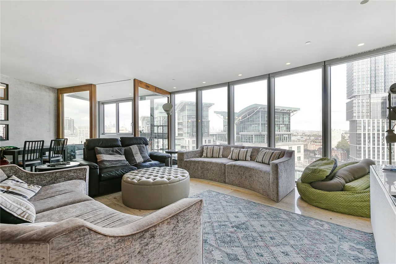 St. George Wharf, London, SW8, photo 6
