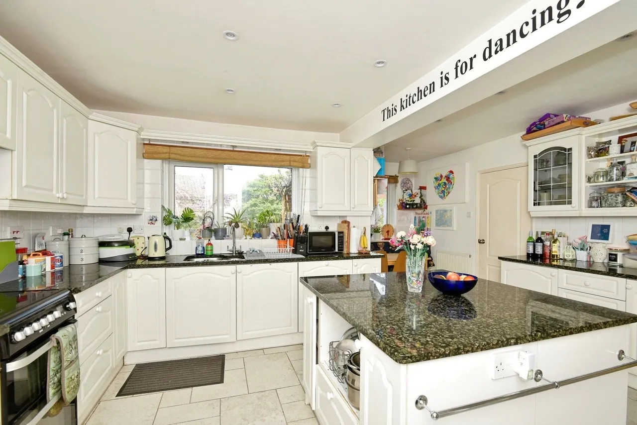 Sir Evelyn Road, Rochester, ME1, photo 2