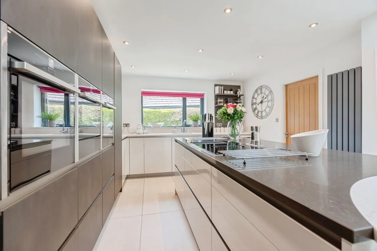 Thanet Lee Close, Cliviger, Burnley, Lancashire, BB10, photo 12