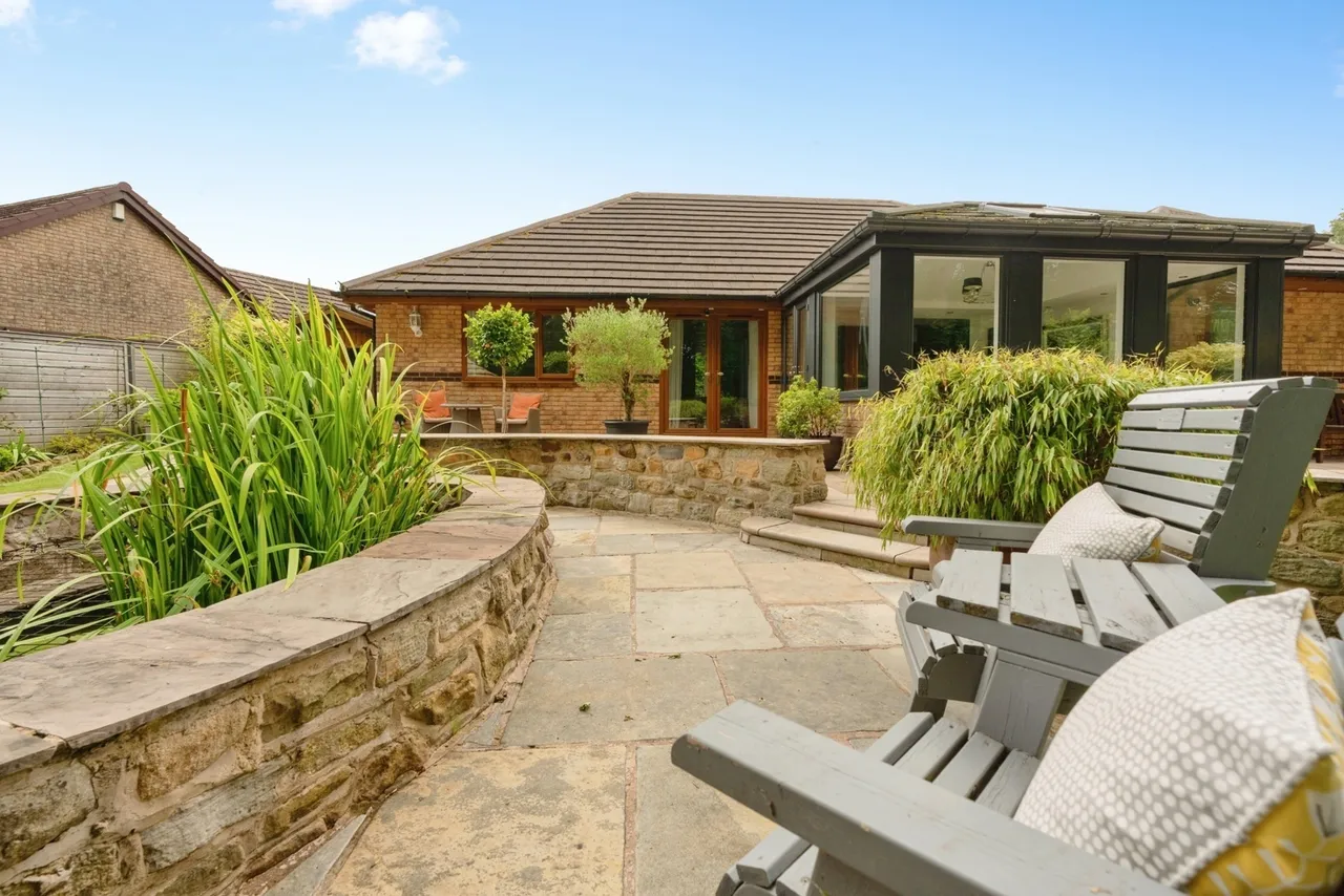 Thanet Lee Close, Cliviger, Burnley, Lancashire, BB10, photo 33