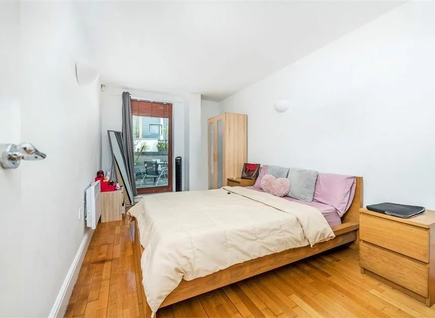 Assam Street, Aldgate East, E1, photo 6