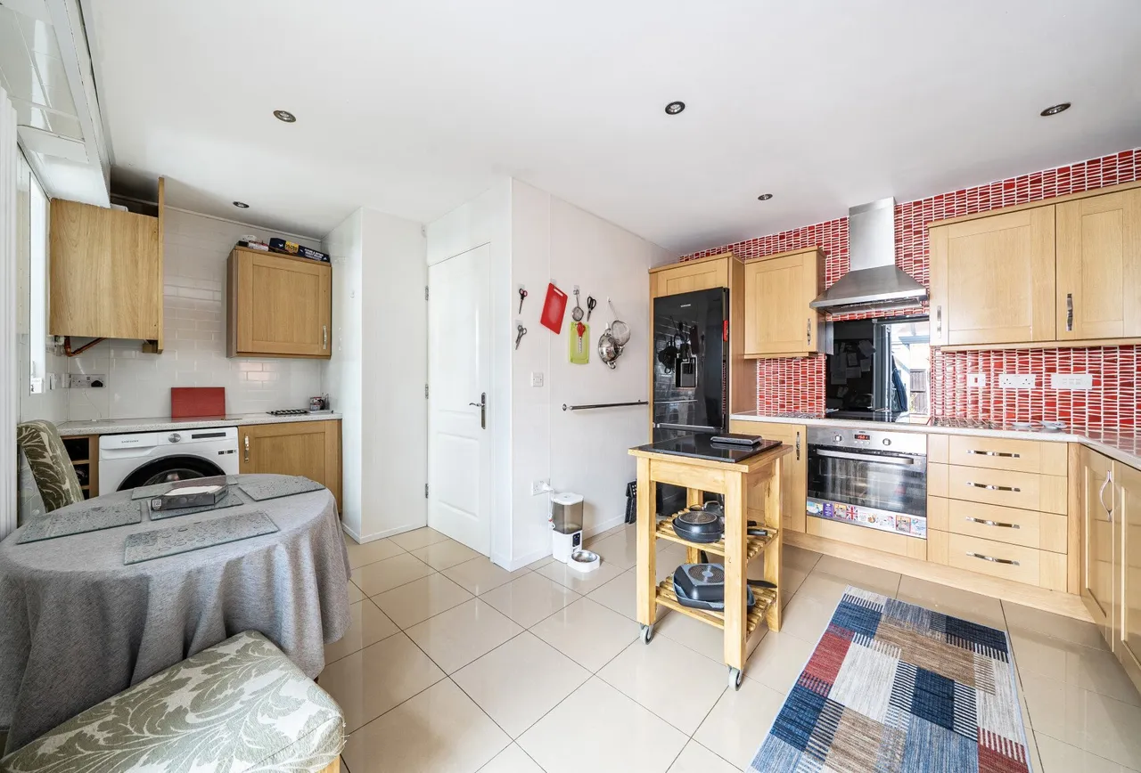 Ambrosia Walk, Tewkesbury, GL20 5FS, photo 3