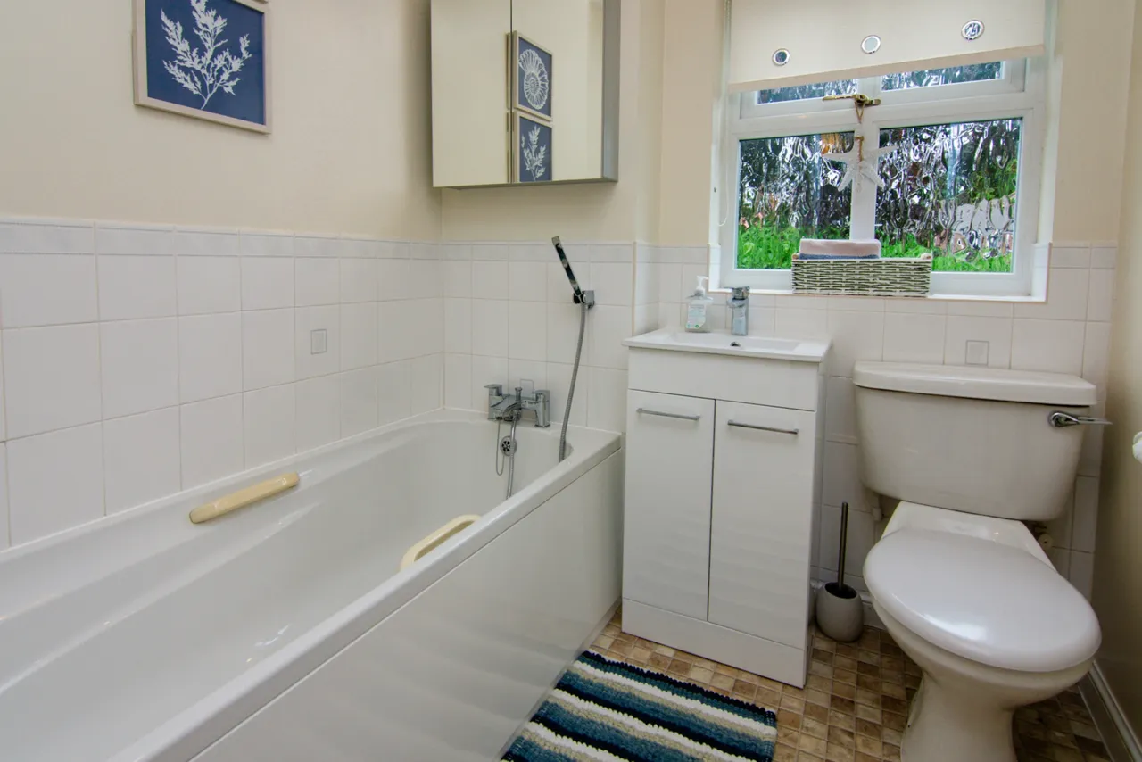 Hazelmere Close, Hartford, CW8, photo 12