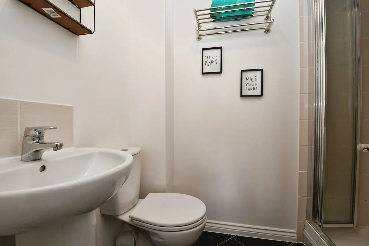 Poppy Road, Witham St Hughs, LN6, photo 12