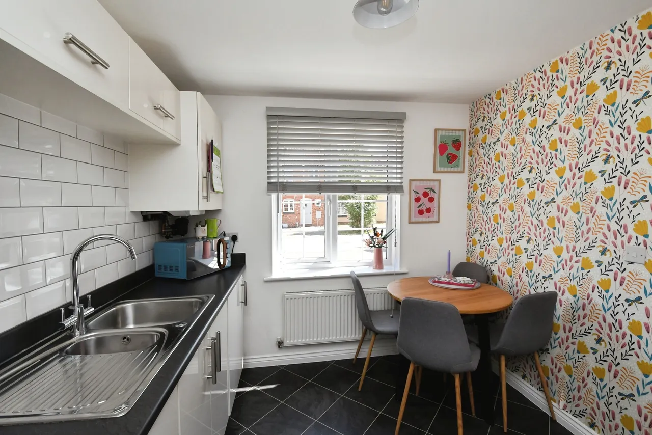 Poppy Road, Witham St Hughs, LN6, photo 4