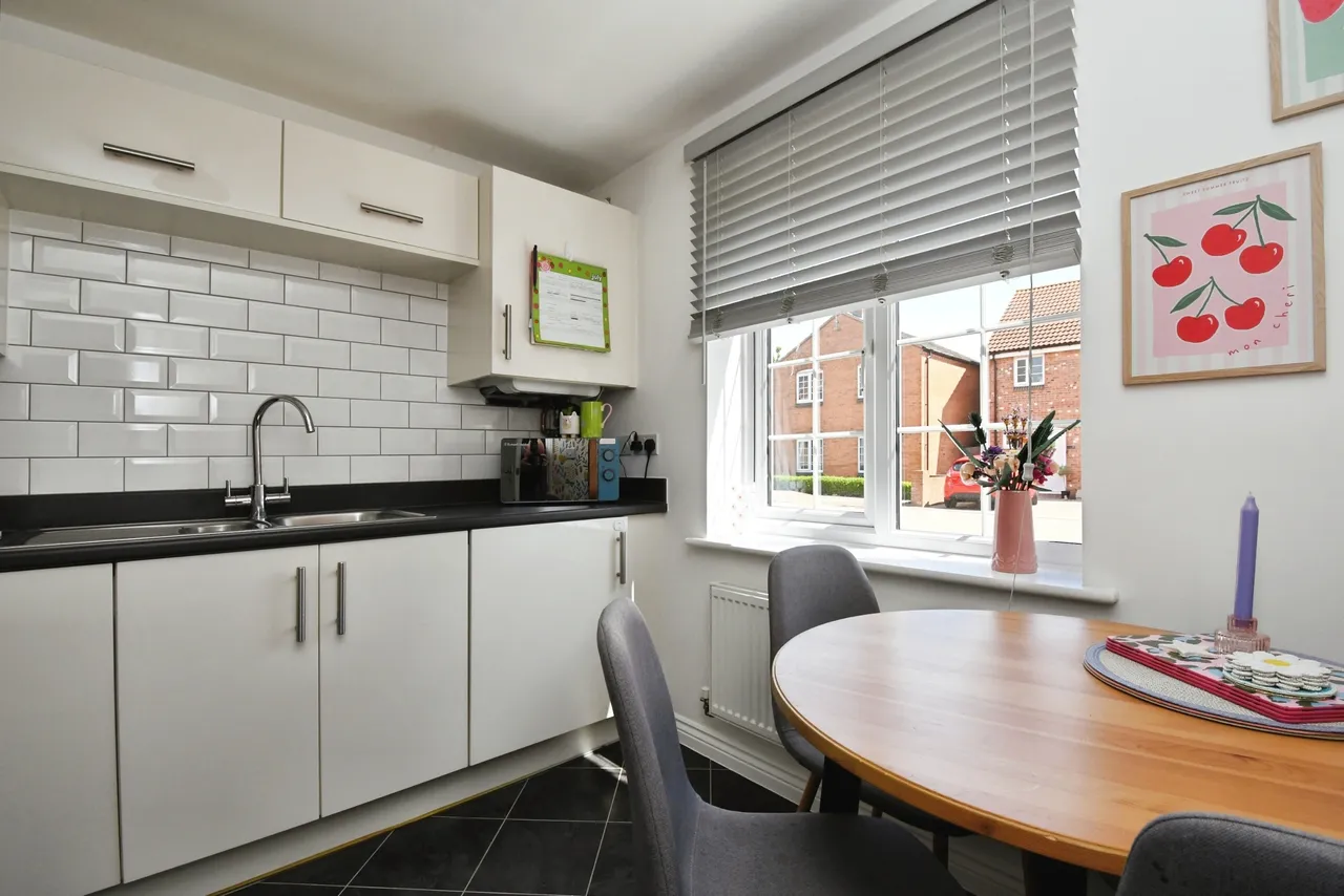 Poppy Road, Witham St Hughs, LN6, photo 5