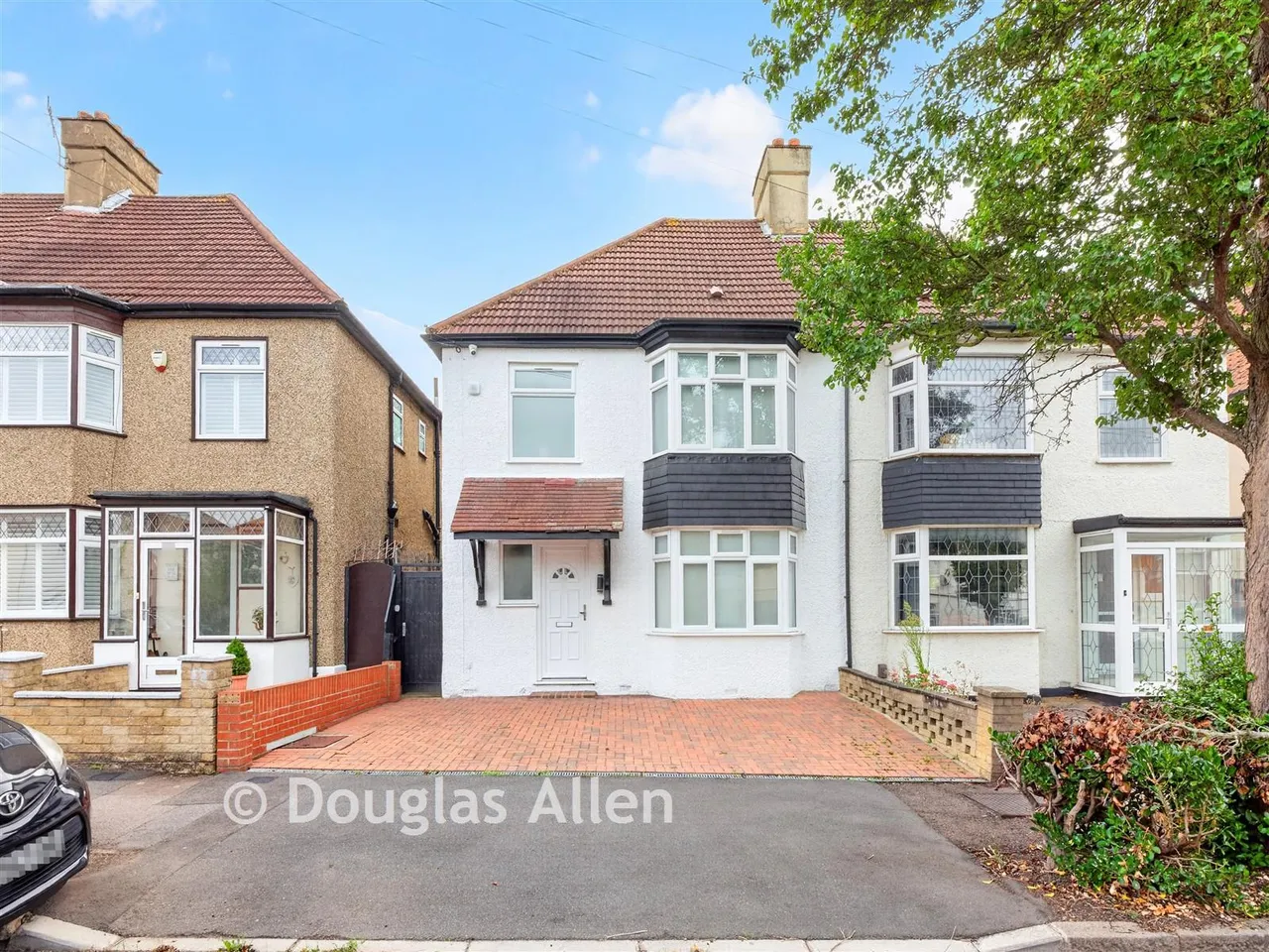 3 bed house for sale, Highfield Road, Woodford Green, IG8
