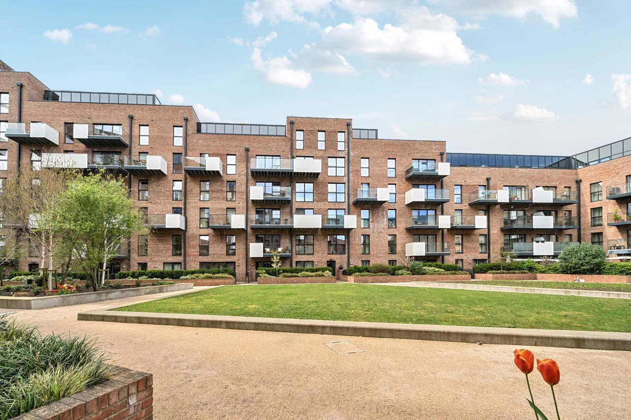Purbeck Gardens, SE26, photo 2