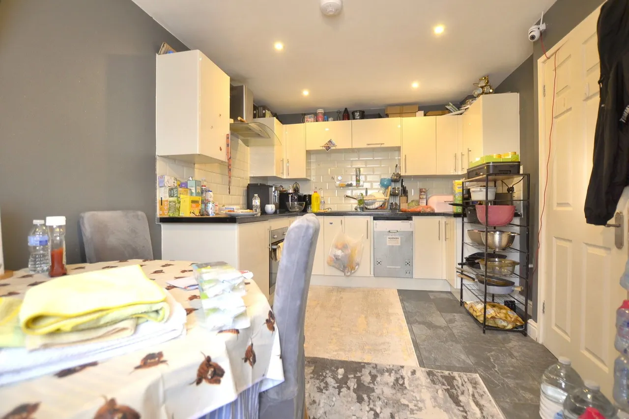Underhill Road, Matson, GL4, photo 5