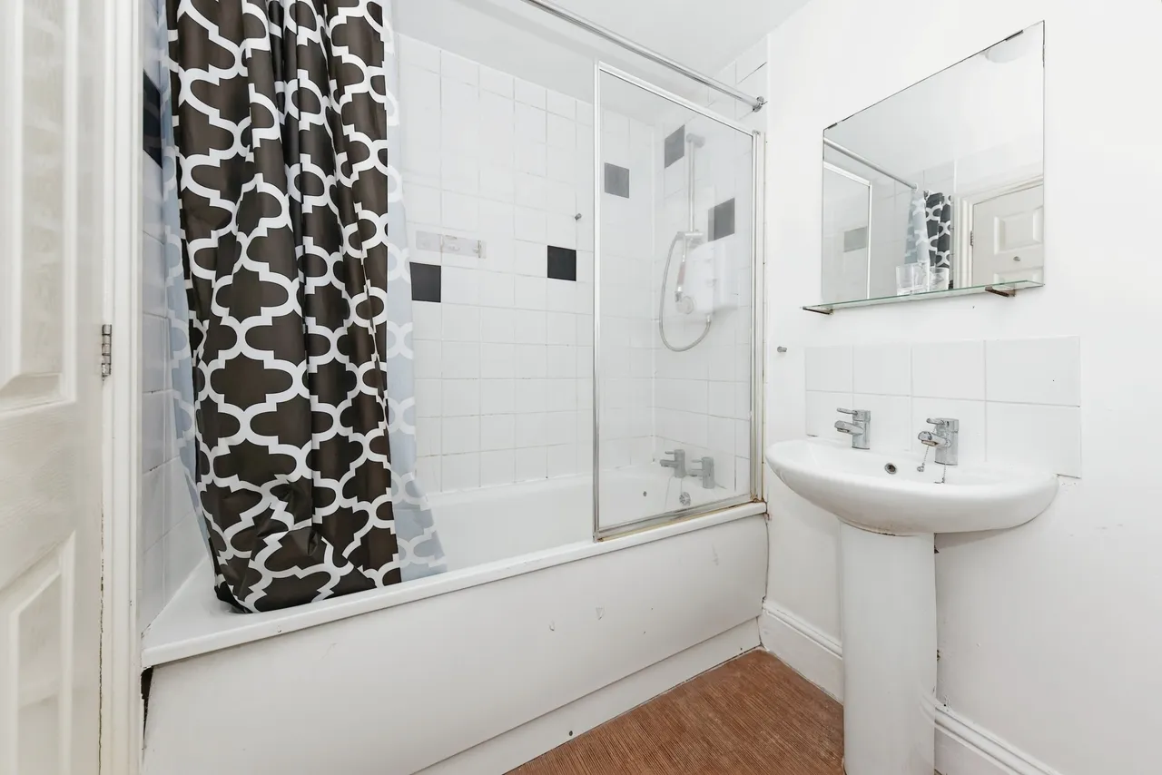 Dalby Square, Cliftonville, CT9, photo 11