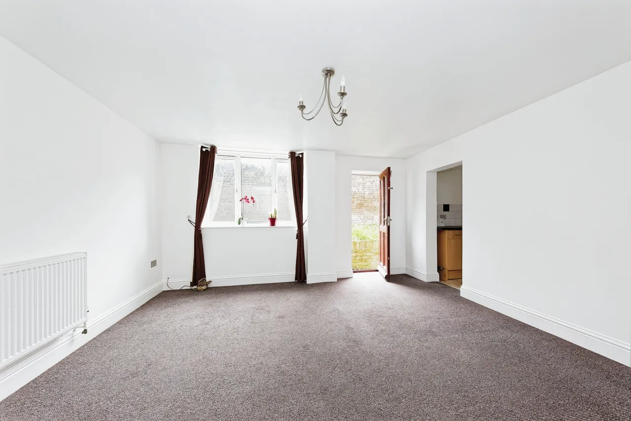 Dalby Square, Cliftonville, CT9, photo 3