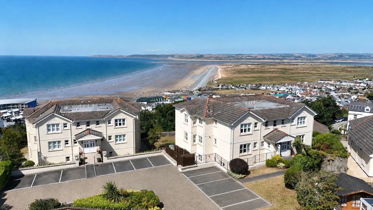 Stanwell Drive, Westward Ho, EX39, photo 13