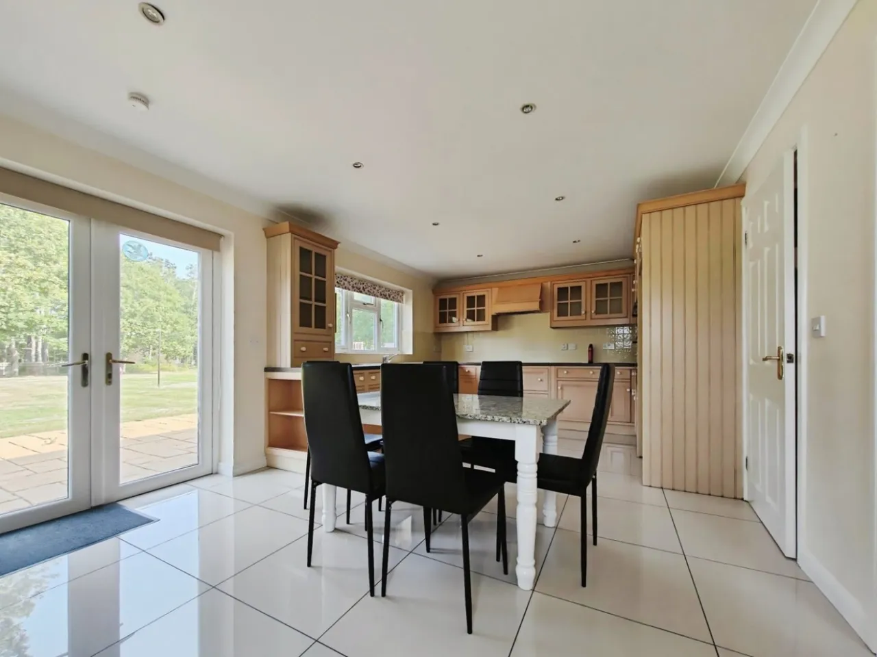 Park Lane, Finchampstead, RG40, photo 5