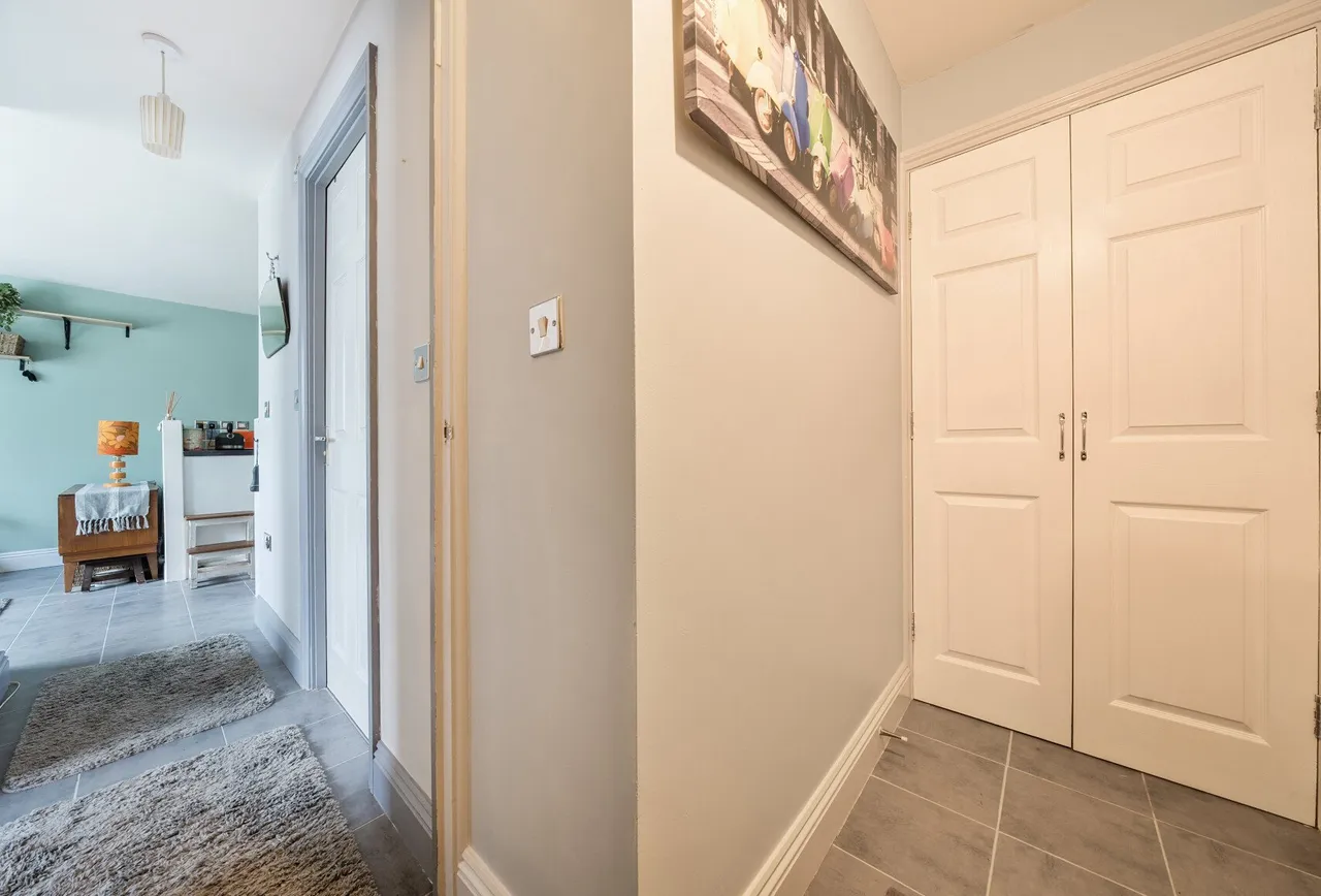 Coventry Close, Tewkesbury, GL20 5HR, photo 4