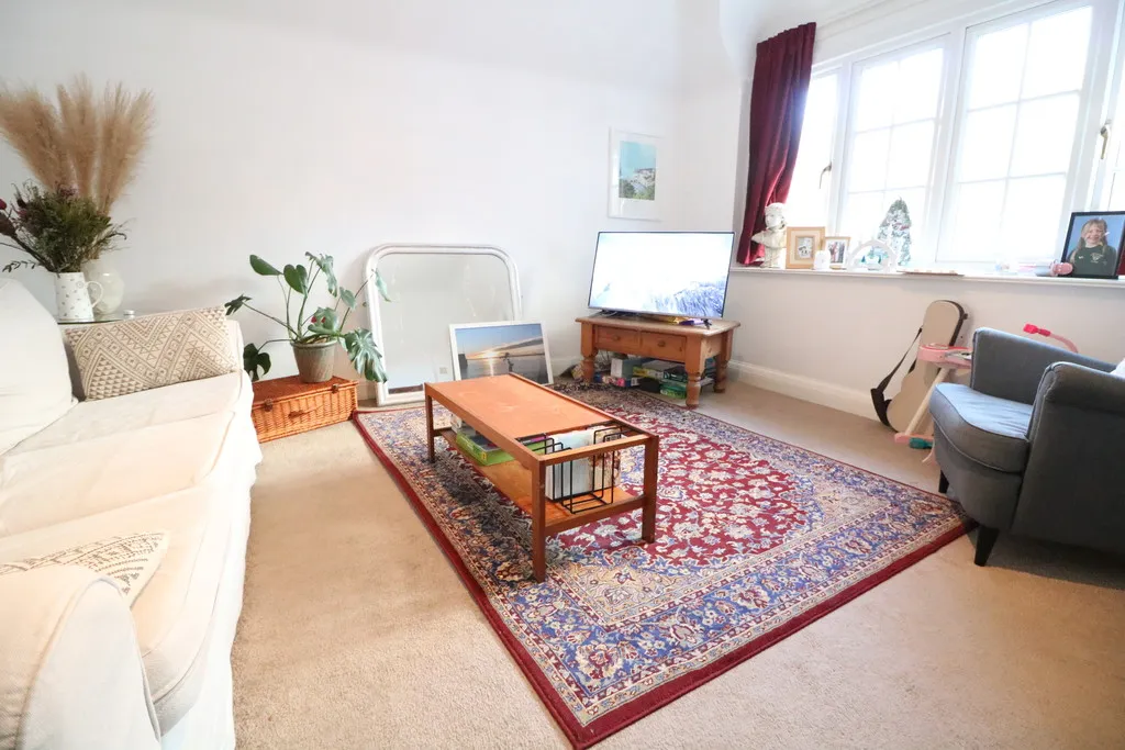 St. Pauls Road West, Dorking, RH4, photo 2